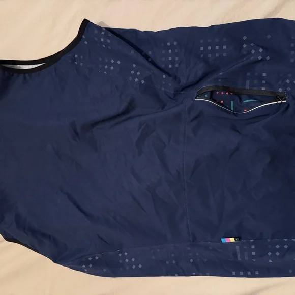 Specialized Jersey, Bib, & Vest Cycling Bundle - Picture 5 of 12